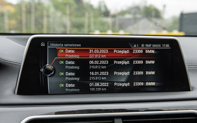 BMW Seria 7 cena 149000 przebieg: 255000, rok produkcji 2016 z Sejny małe 781